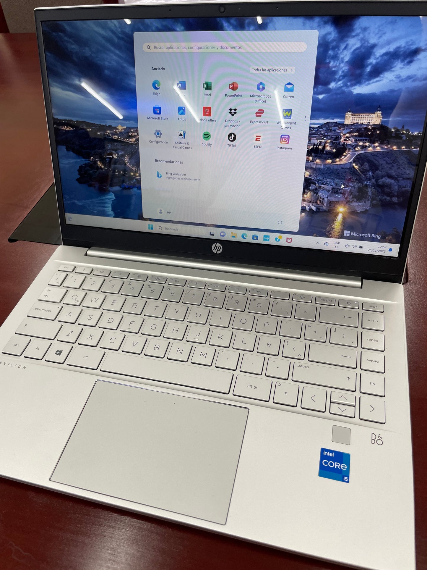 Laptop hp i5 11th