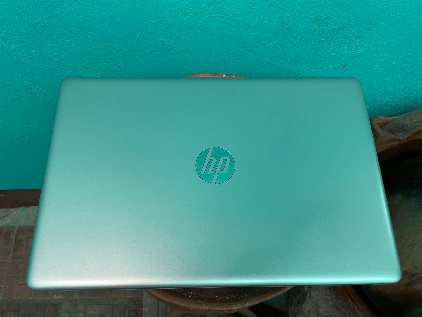 Laptop hp i3 grado B
