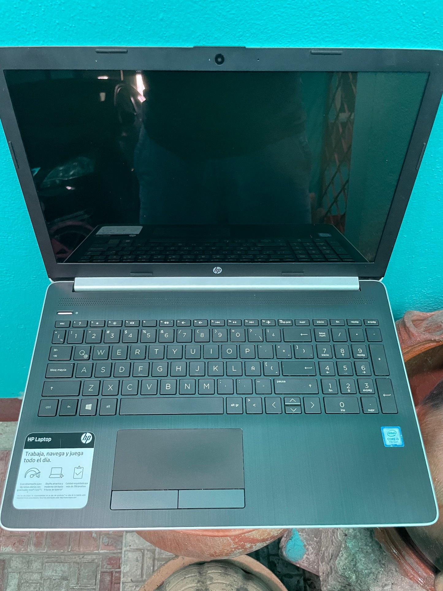 Laptop hp i3 grado B